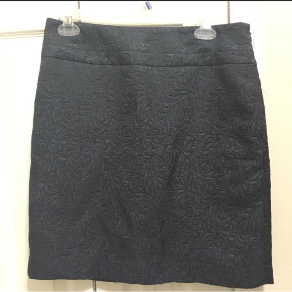 Ann Taylor Charcoal Brocade Pencil Skirt, Size 6